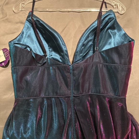 Prom dress - Picture 6 of 6